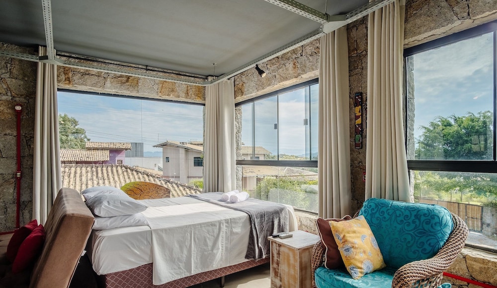 Complete Studios in Imbituba Beach - PRN