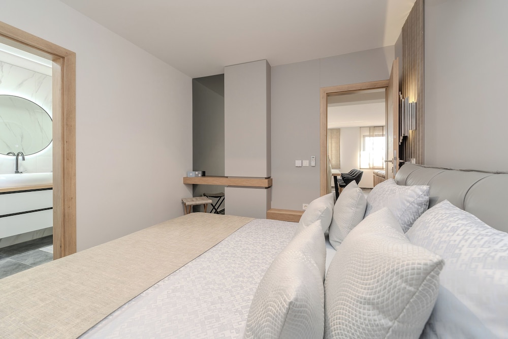 Penthouse Adela