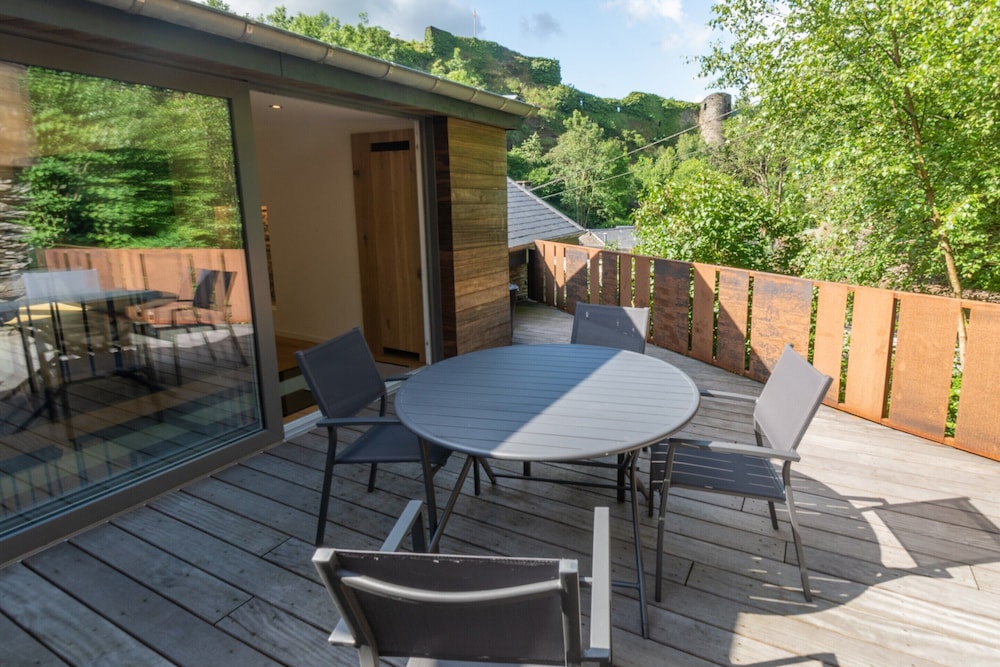 Holiday Home in La Roche With Castle Views