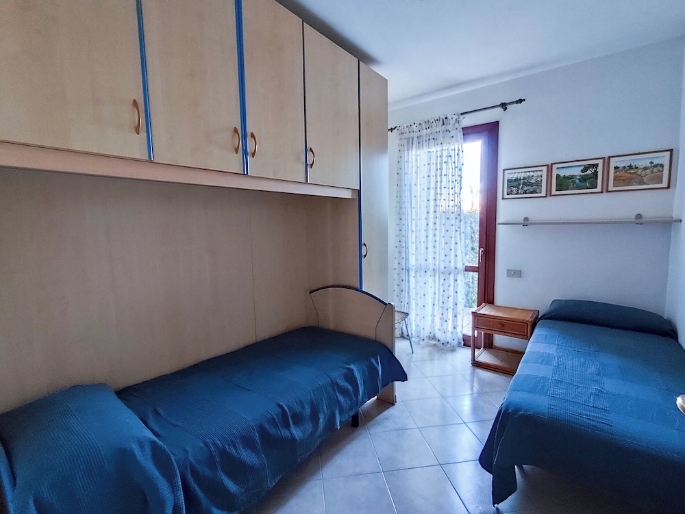 Comfortable Flat With Patio and Pool