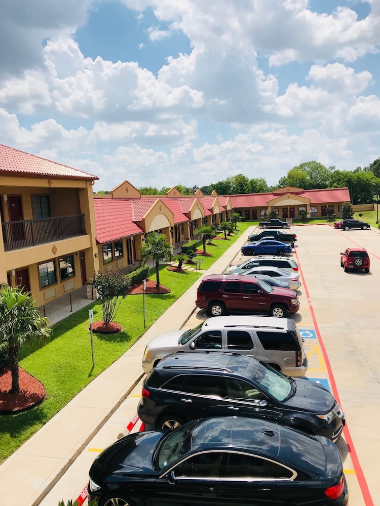 Palace Inn Greenspoint