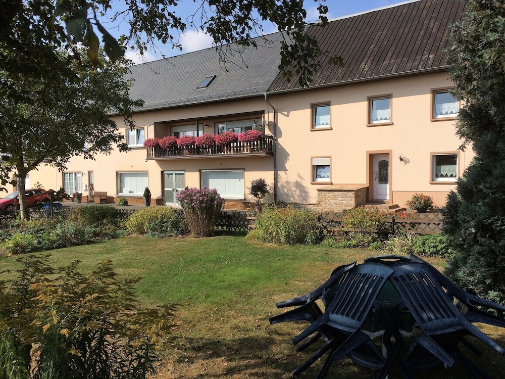 Holiday Home Rodershausen Near Vianden Castle