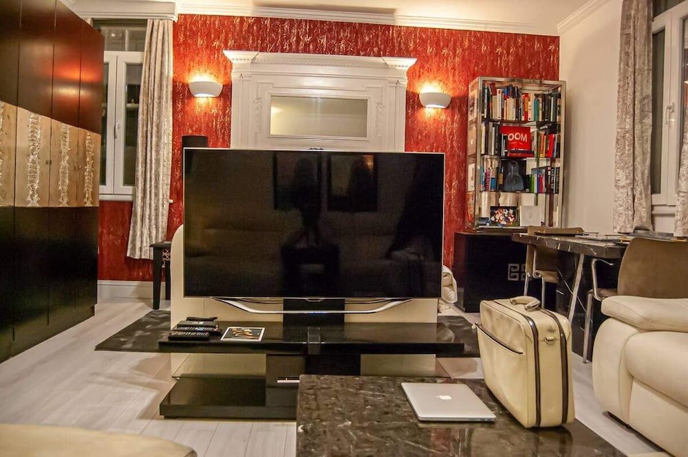 Luxury Westminster Apartment by Westminster Abbey