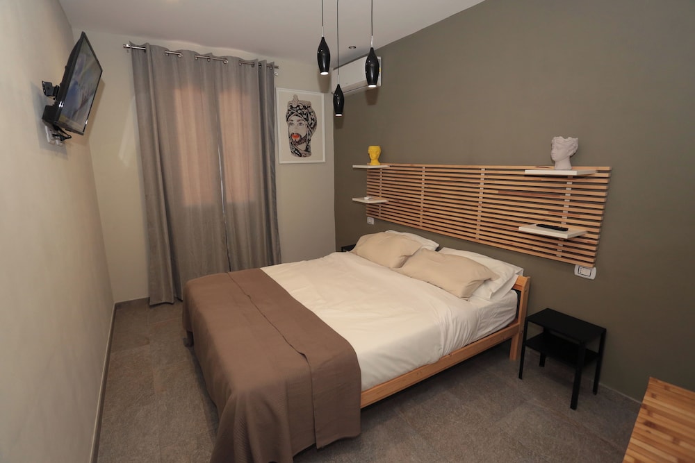 OIKIA AUTOMATIC ROOMS