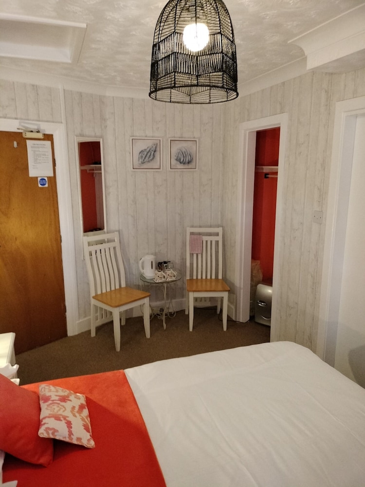 The Hilary Guest House