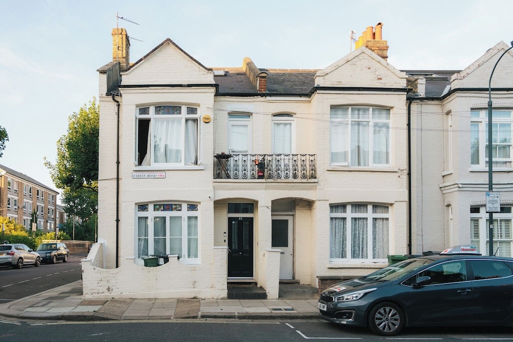 Fabian Road Cozy House - Central London