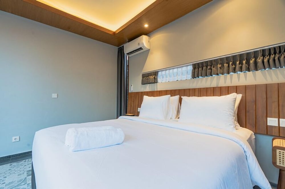Serenia Villas Amed