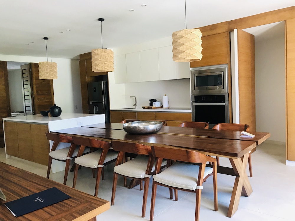 El Careyes Club & Residences
