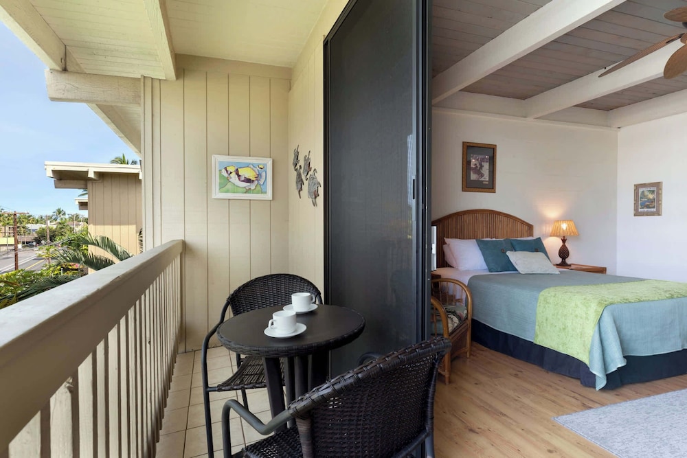 Kona Bali Kai 362 – For 2 Guests