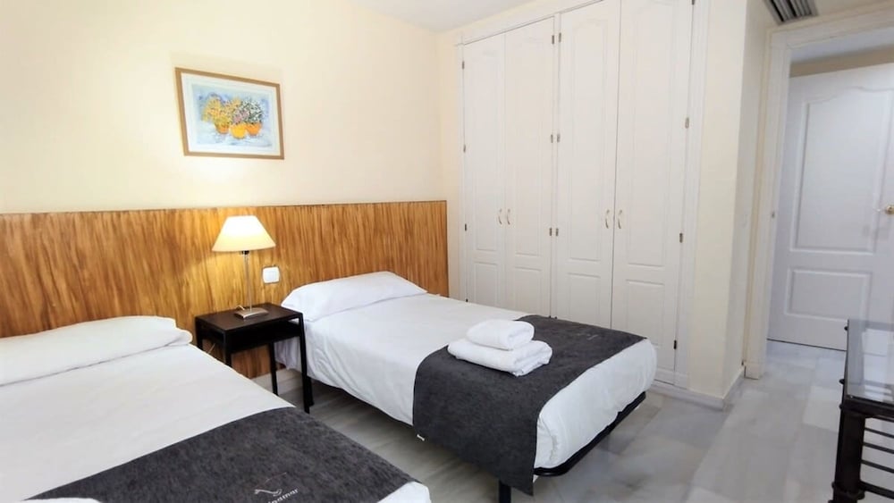 Standard 2 Bedroom Apartment F-3