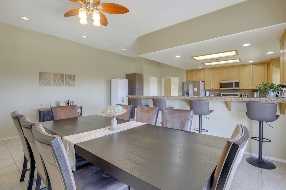 Desert Escape: 360 Mtn Views & Saltwater Pool/spa