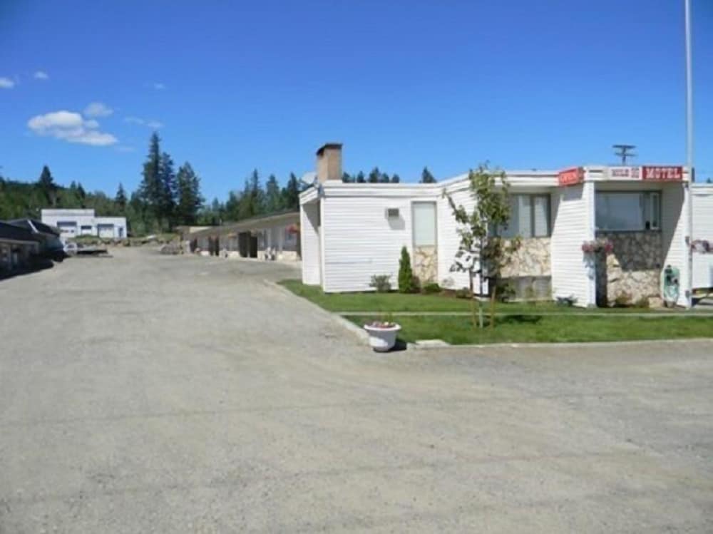 99 Mile Motel