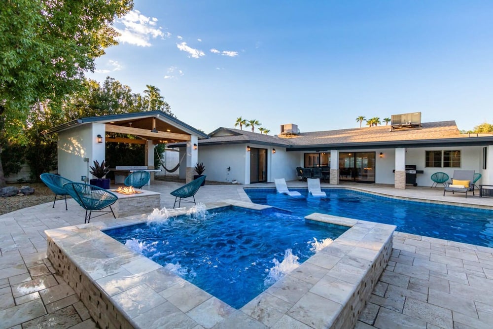 Tequila Time Retreat Custom Pool Spa Dogs OK