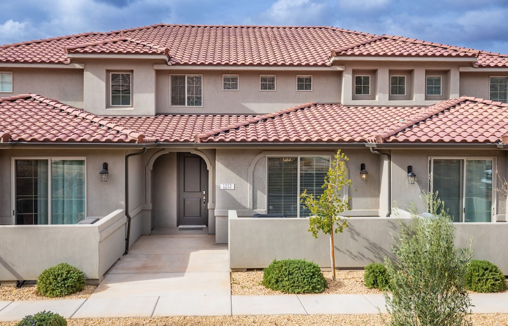 Zi-on The Prize 3 Bedroom Townhouse