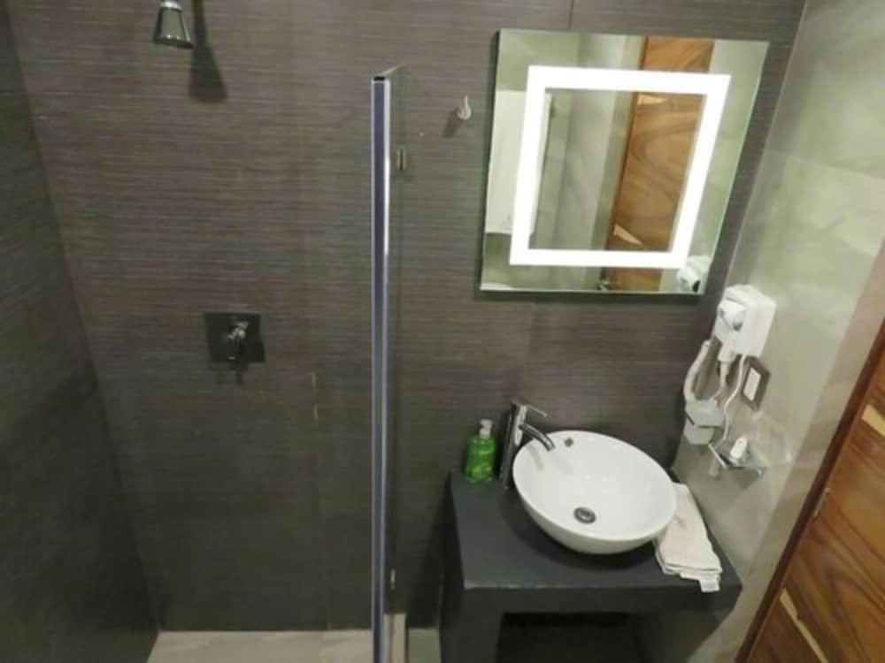 Photo 21