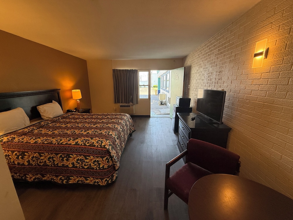 ECONOMY INN