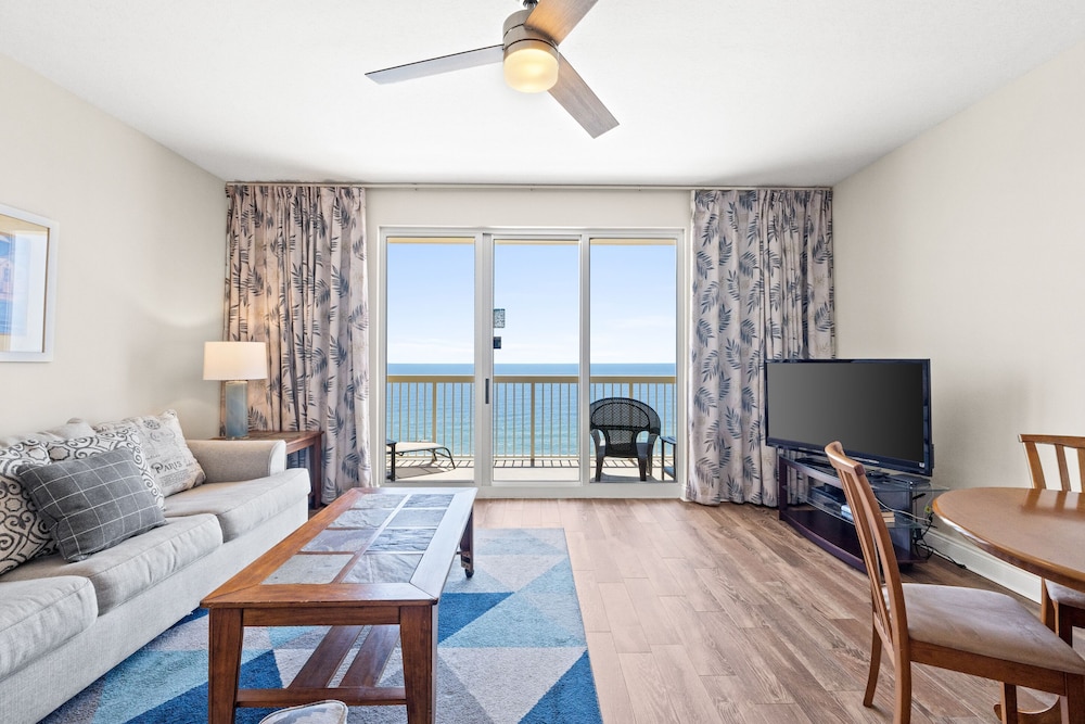 Calypso Beach Resort by Panhandle Getaways