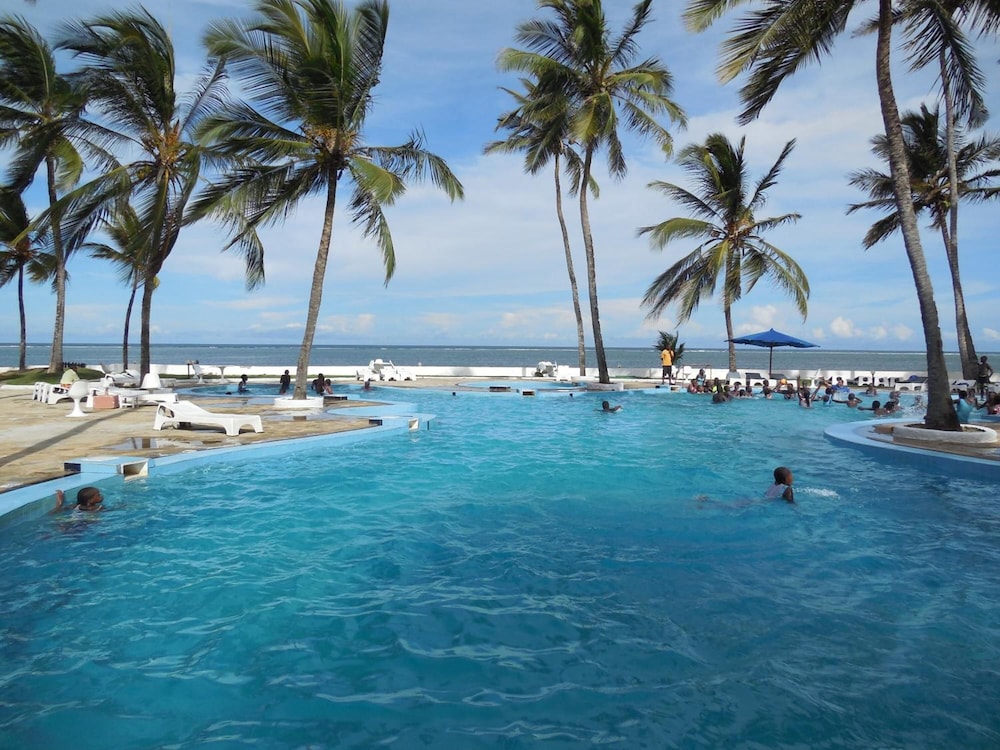 Sun N Sand Beach Resort
