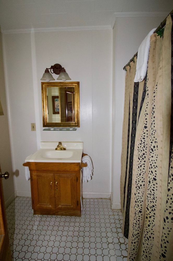 Oakdell Motel