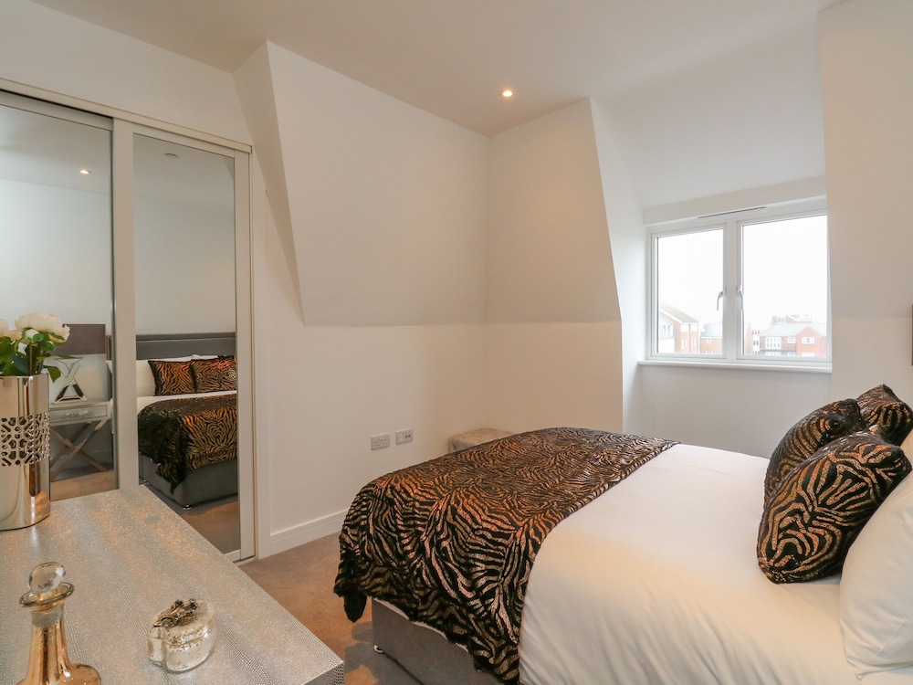 Harbourside Haven Penthouse 1