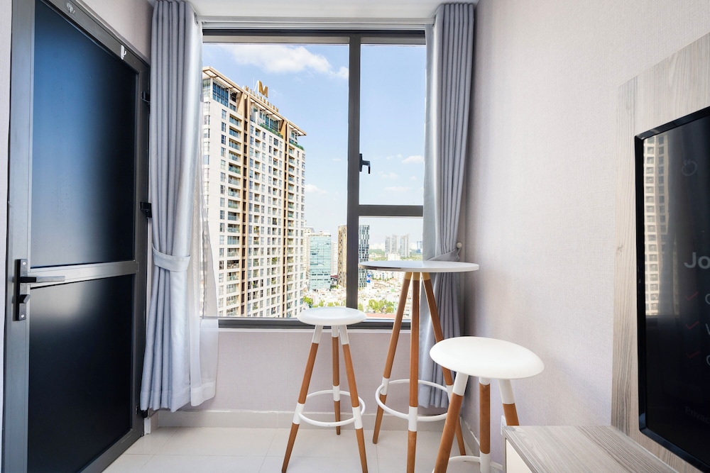 Amazing CBD Rivergate Apartment & Pool