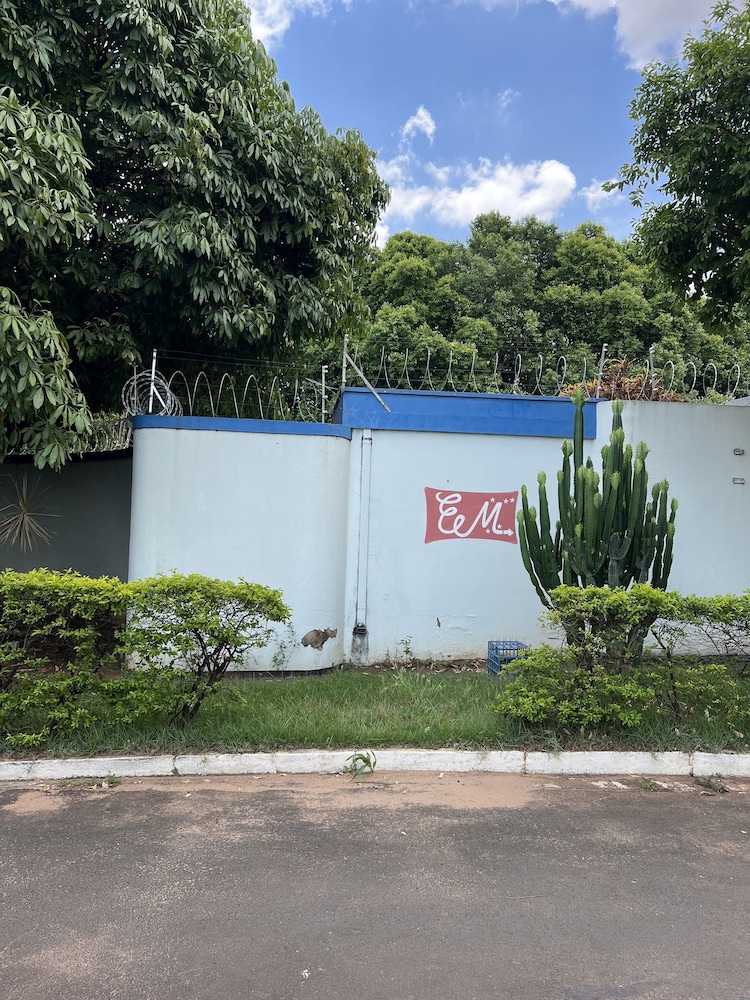 Espacial Motel