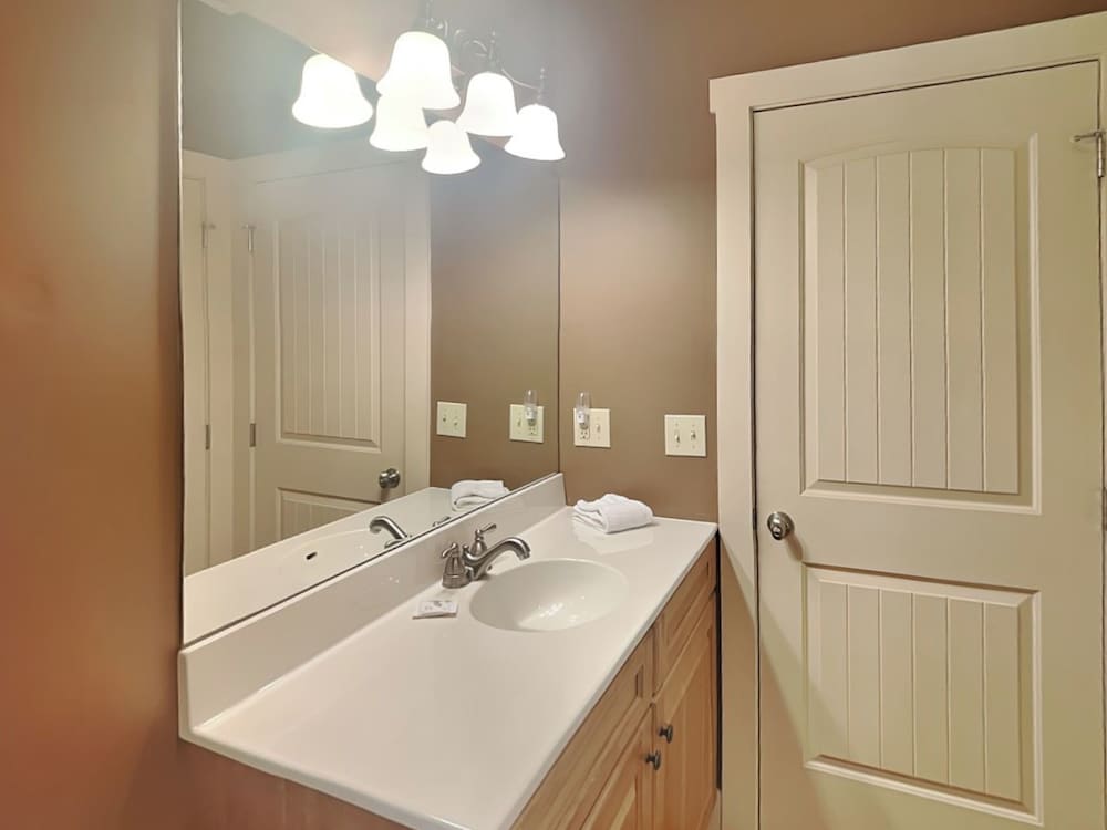 Gulfway Hideaway by Taylor Made Deep Creek