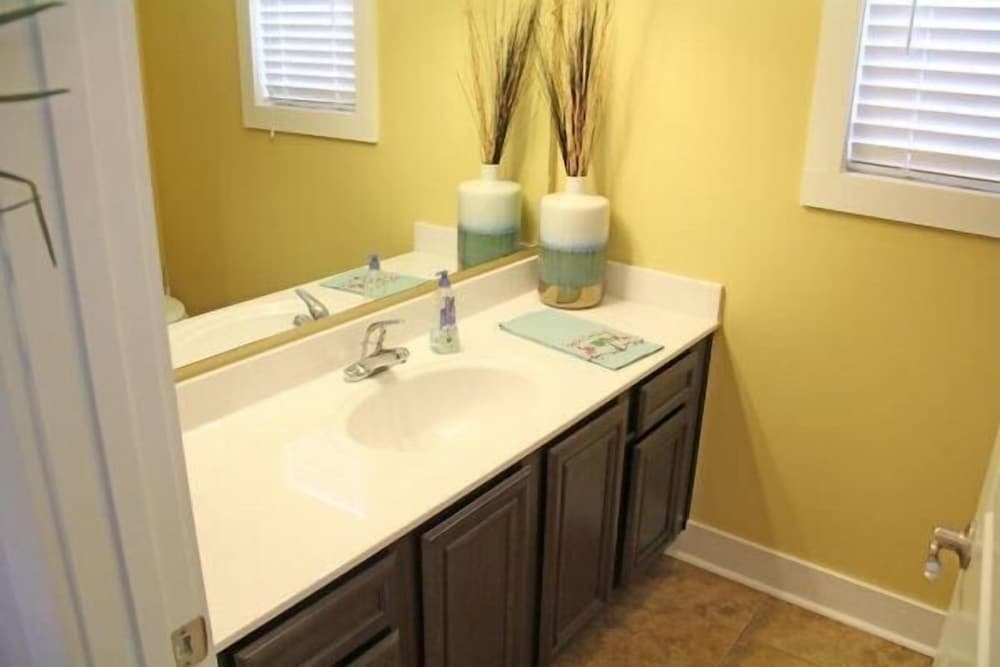 South Beach Cottages - 2701R Apartment 4