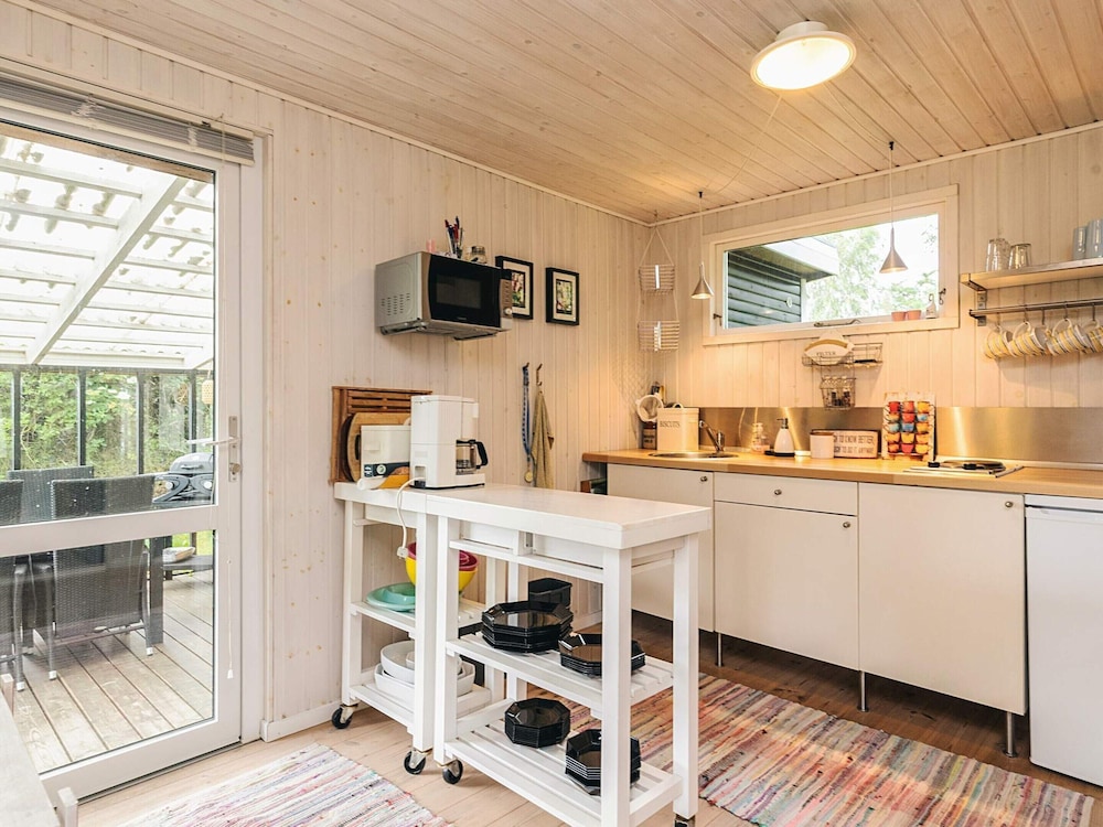 6 Person Holiday Home in Hadsund