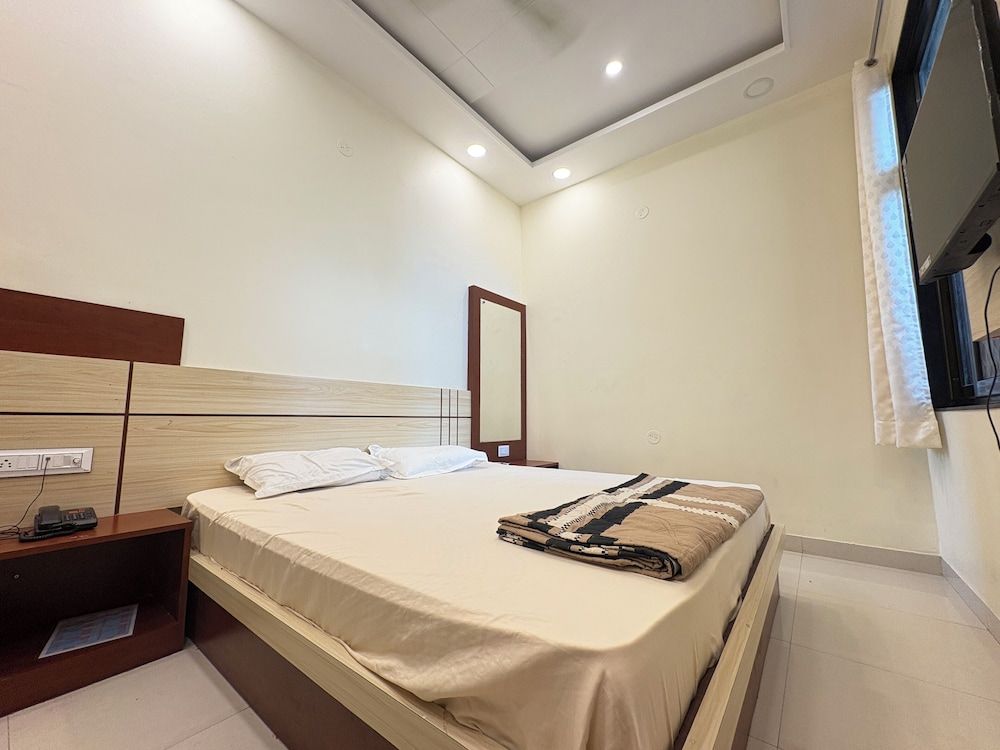 Hotel Shree Shyam alok Khatoo