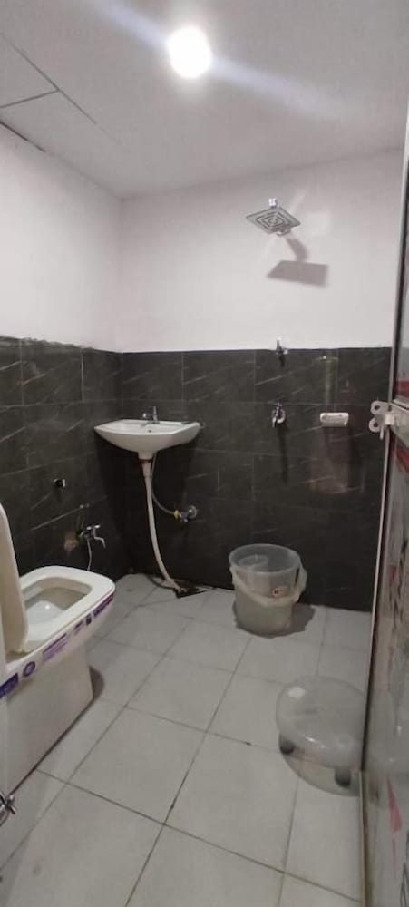 Hotel Vivek Guptkashi