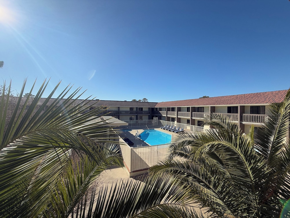 Red Roof Inn Ridgecrest