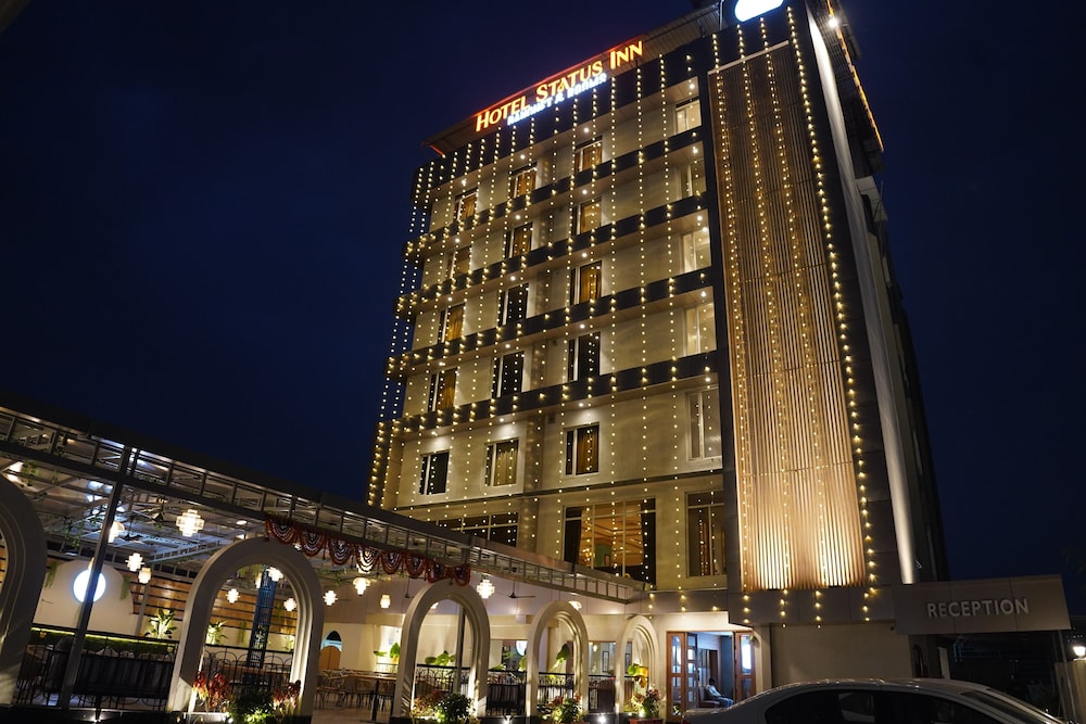 Hotel Status Inn