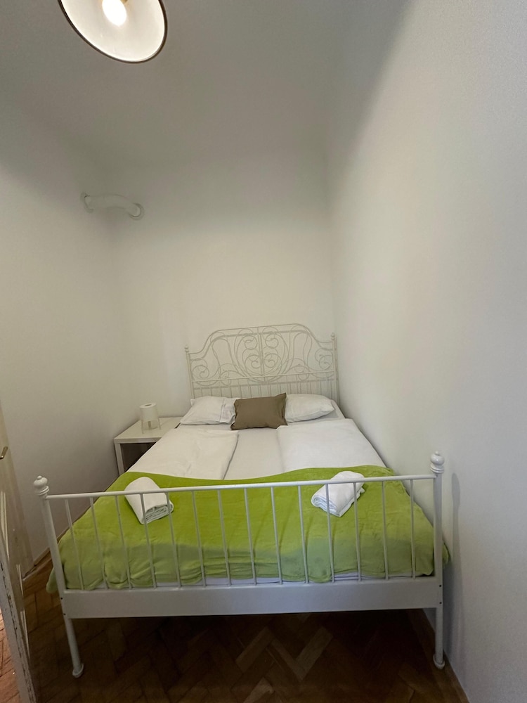 Comfy Apt Long Stay 5P Margareten