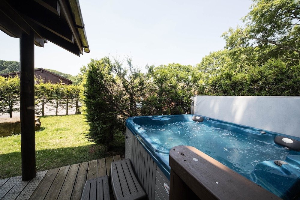 Herston Log Cabins and Holiday Lodges