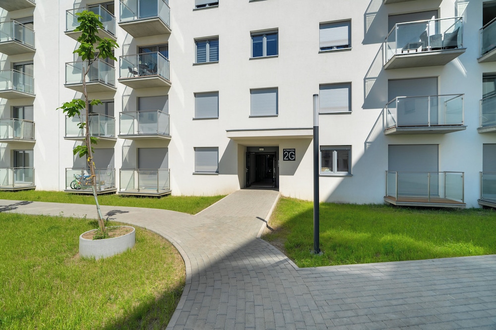 Exceptional Apartment for 6 by Renters