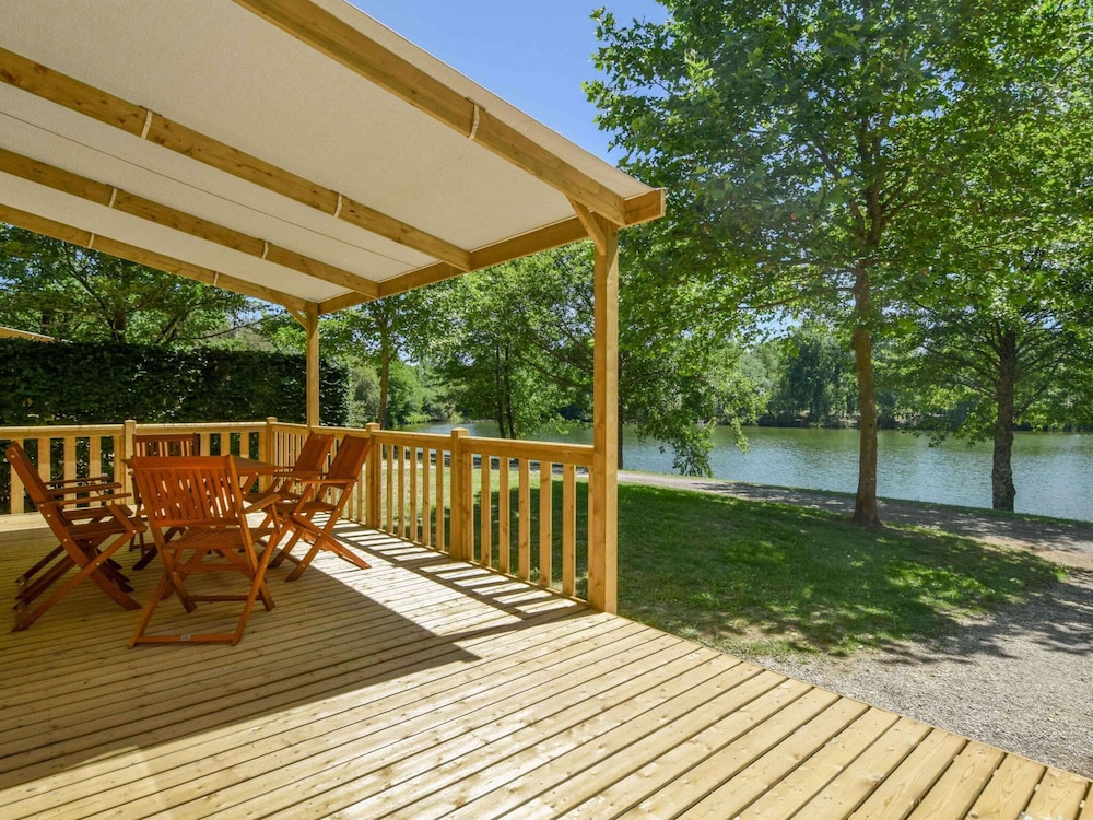 Cottage in Dordogne With Lake View and Pool photo 4
