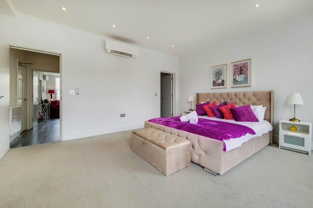 Modern 2-bedroom Apartment Off Baker Street W AC