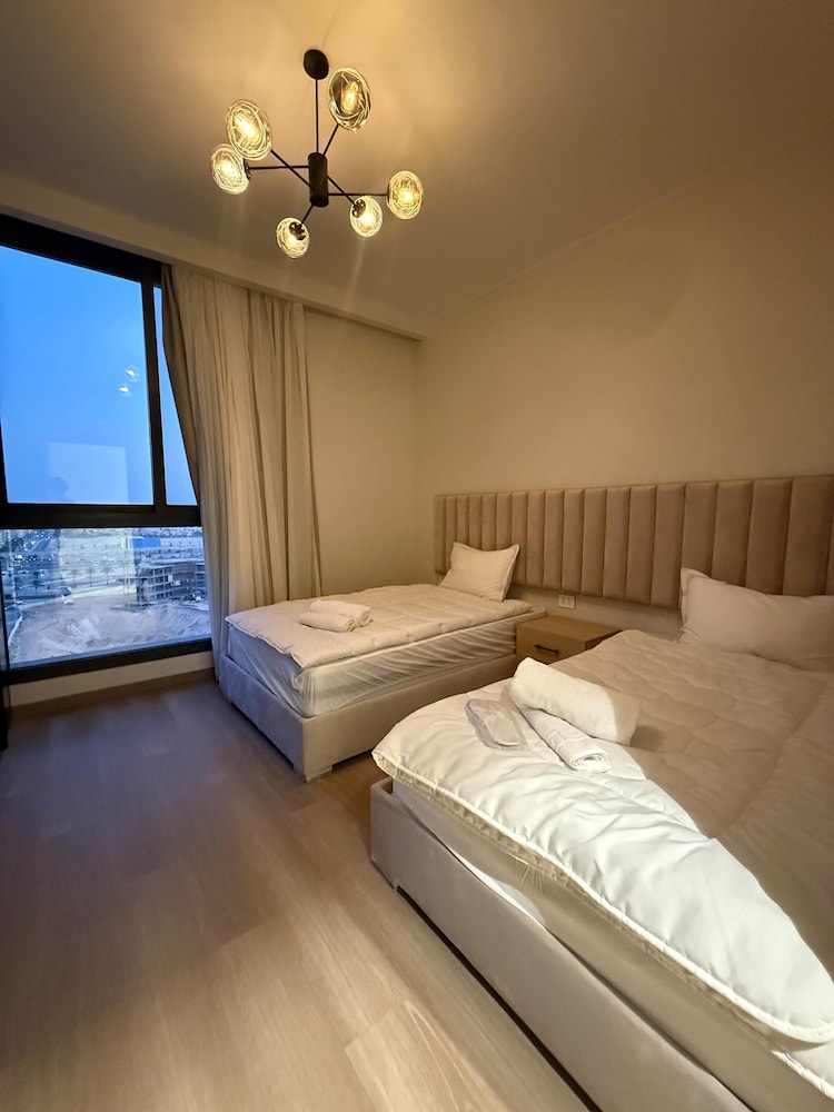 Alsawah Wide 3BR APT in aeon towers
