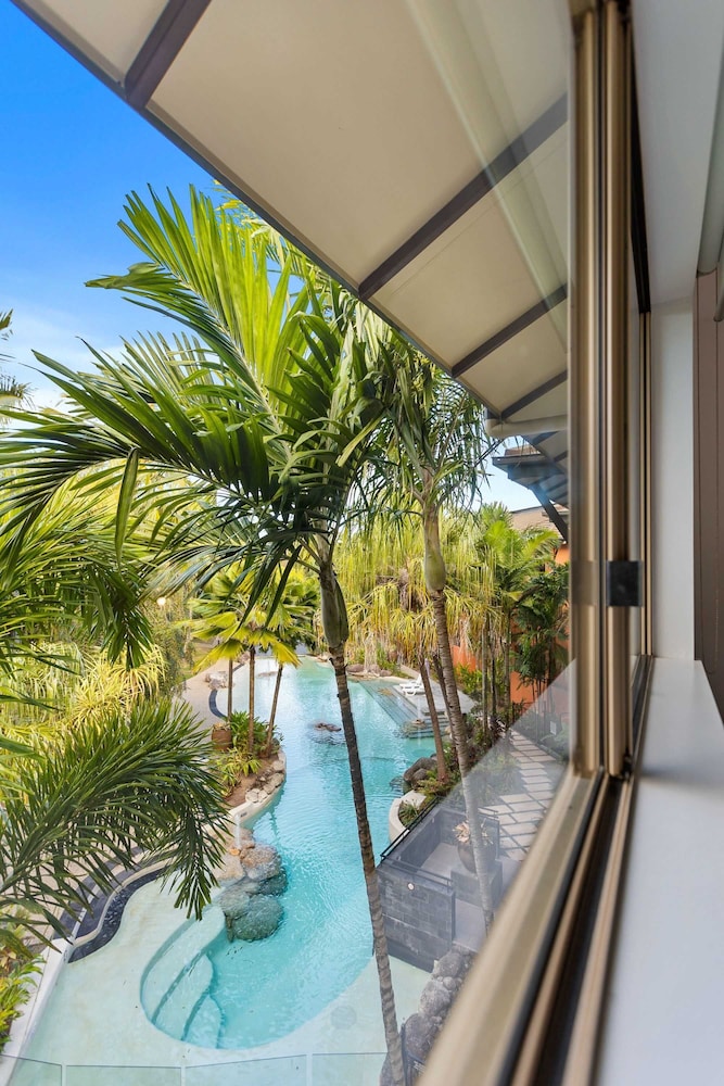 Pineapple Palms - Resort 9 Pools Gym