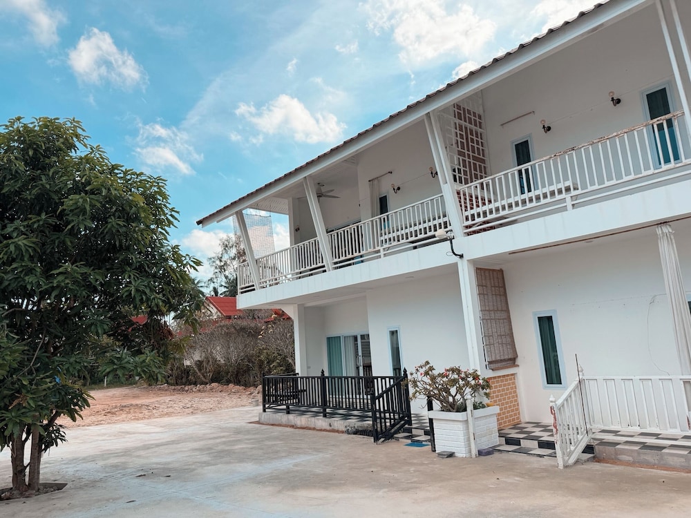 Labelle villa koh phangan