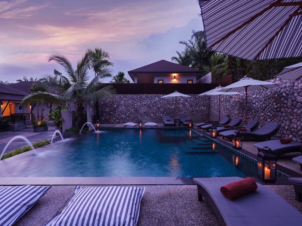 De Malee Pool Villas
