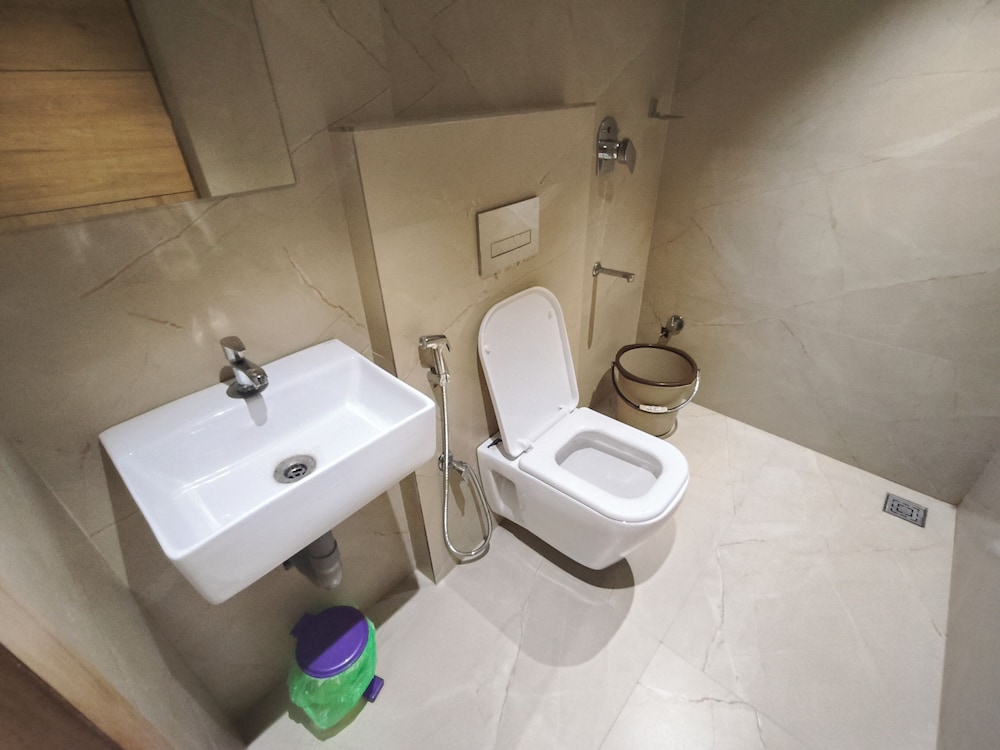 Hotel Beverly Plaza Kozhikode