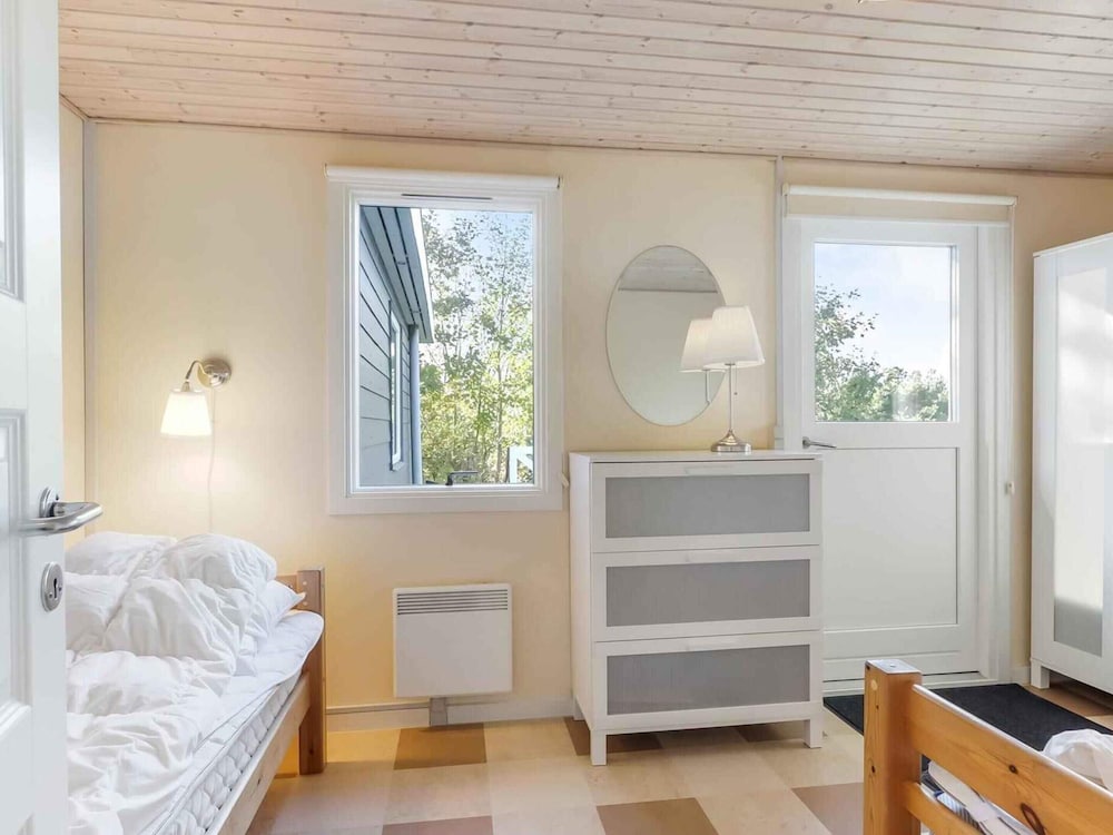 5 Star Holiday Home in Humble