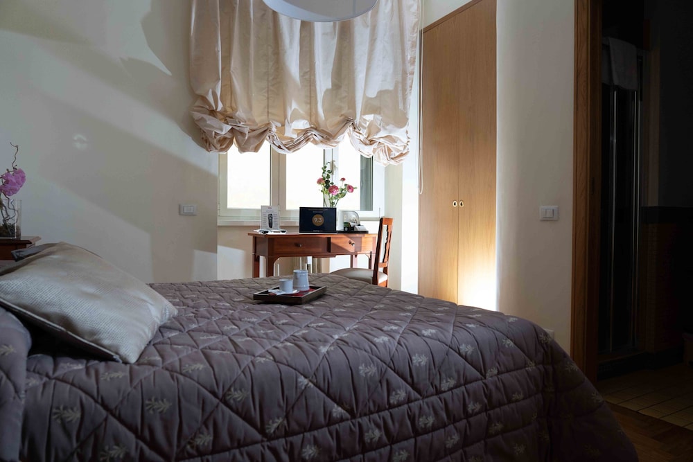 Domus Cavour Guest house