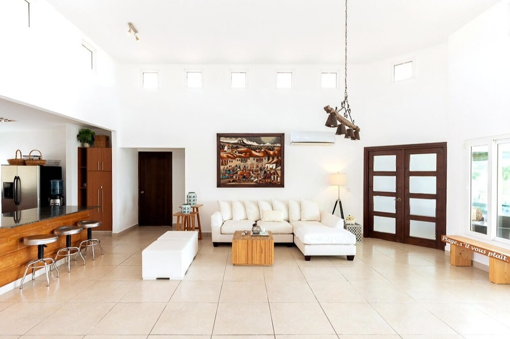 The Golf Oasis Villa by Acomodo