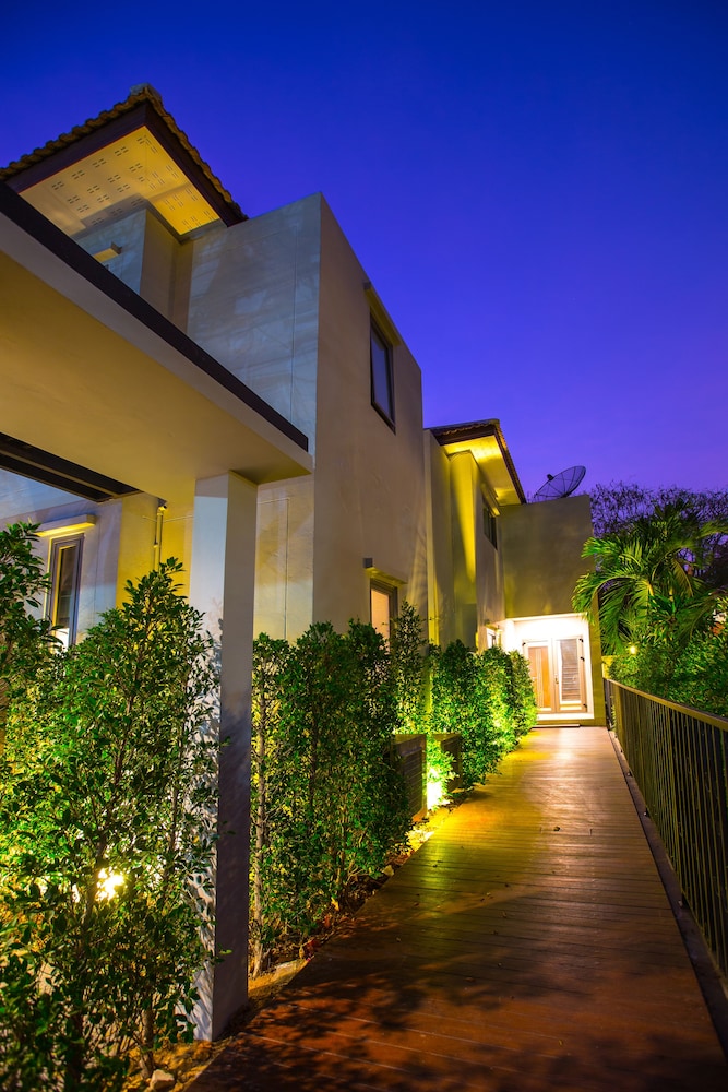 Villa Navin Premier Pool Villa