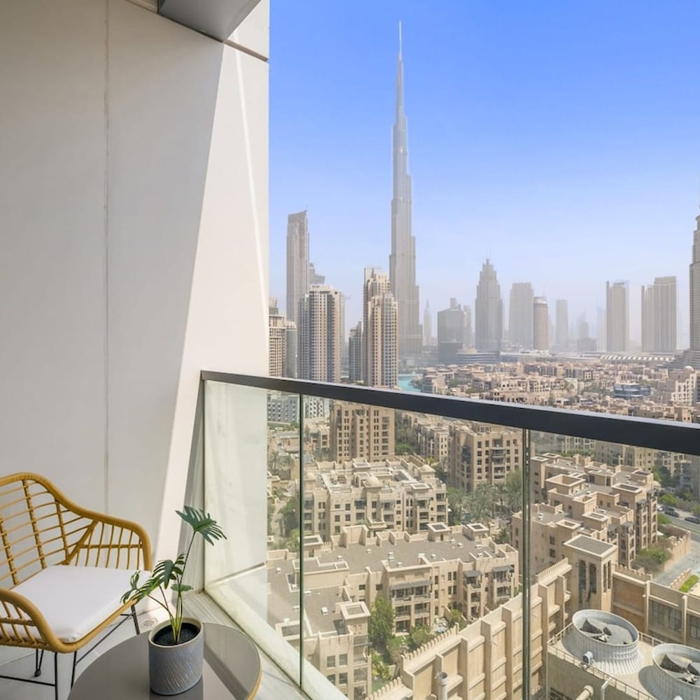 Silkhaus Burj Khalifa View 1bdr With Pool and Gym