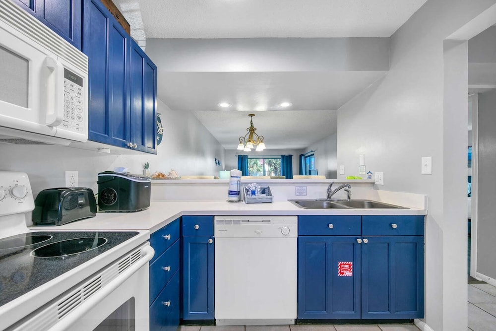 Edgewater Golf Villa 956