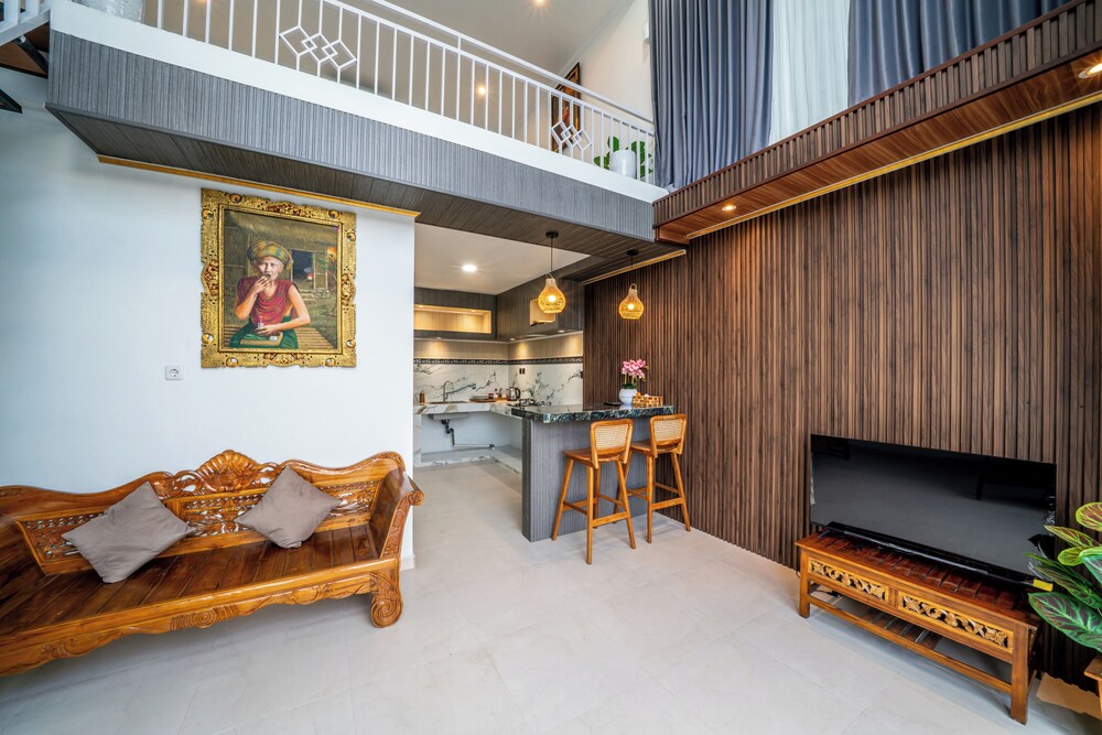 Hayana Villa